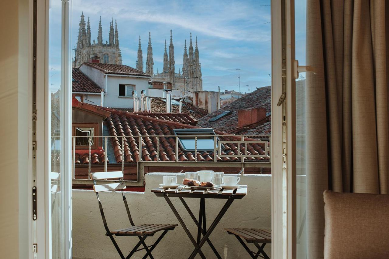Apartamentos Burgosuites Экстерьер фото