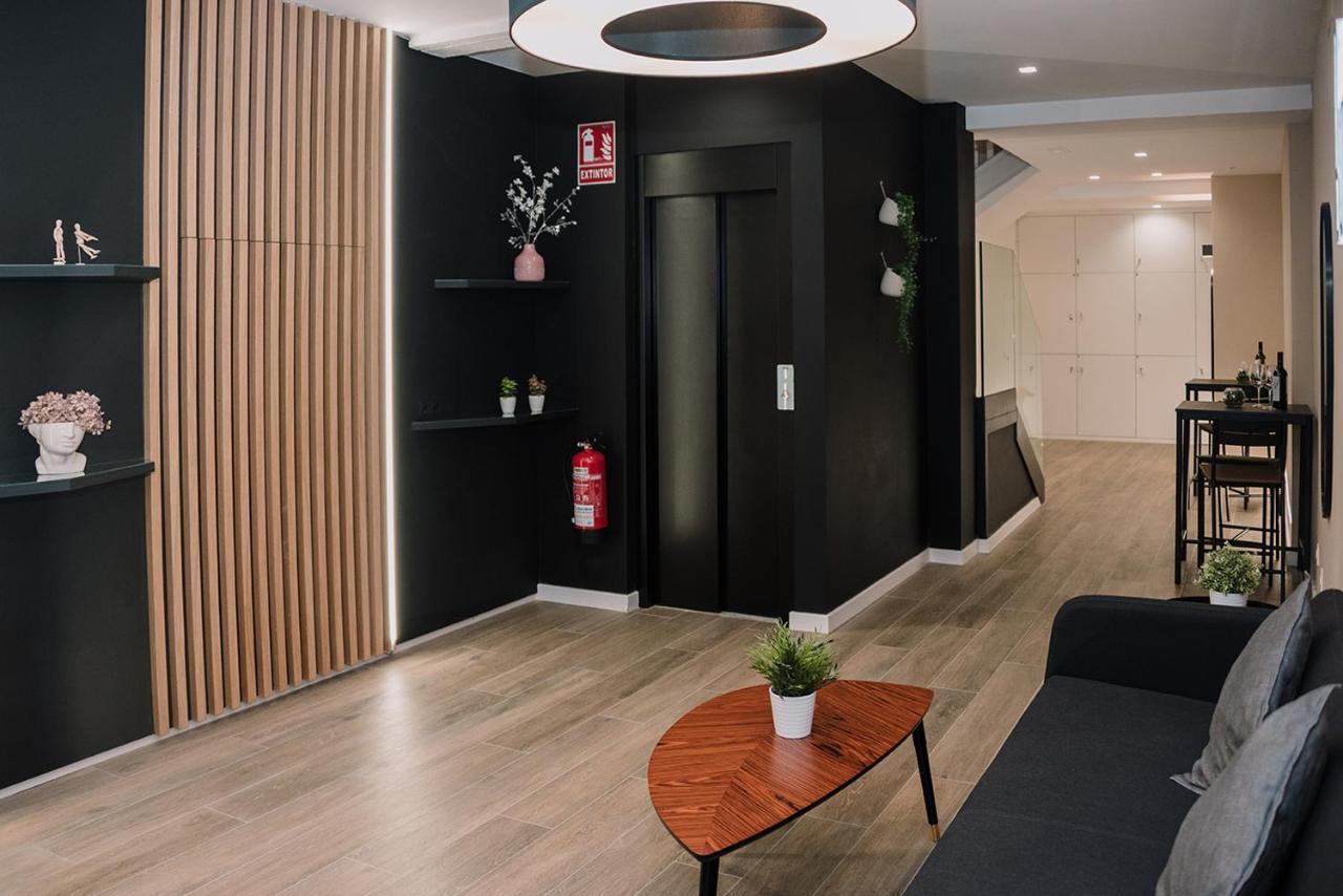 Apartamentos Burgosuites Экстерьер фото
