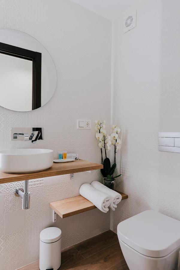 Apartamentos Burgosuites Экстерьер фото