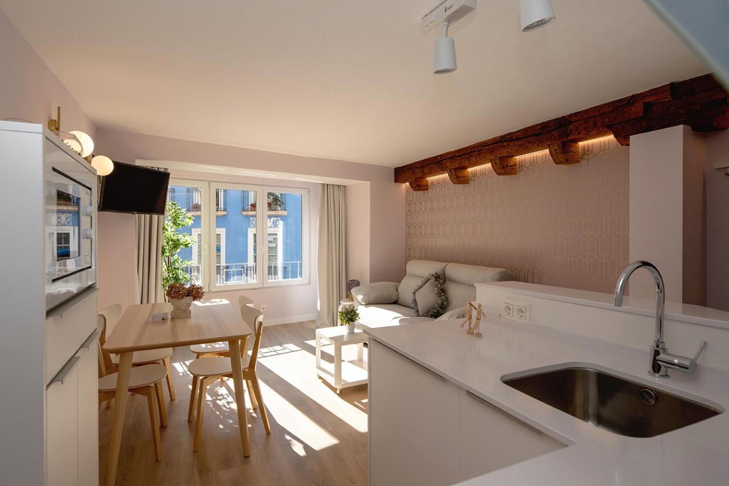 Apartamentos Burgosuites Экстерьер фото