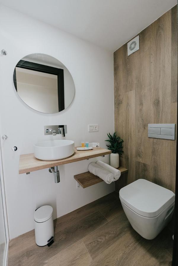 Apartamentos Burgosuites Экстерьер фото